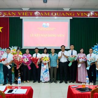 <a href="/dang-va-doan-the" title="Đảng và Đoàn thể" rel="dofollow">ĐẢNG VÀ ĐOÀN THỂ</a>